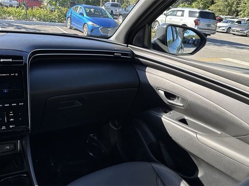 Used 2024 Hyundai Santa Cruz XRT image 16