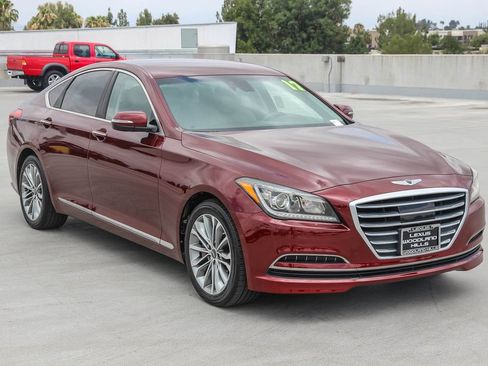 Used 2017 Genesis G80 3.8 RWD image 3