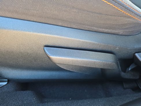 Used 2018 Subaru Crosstrek 2.0i Premium image 13