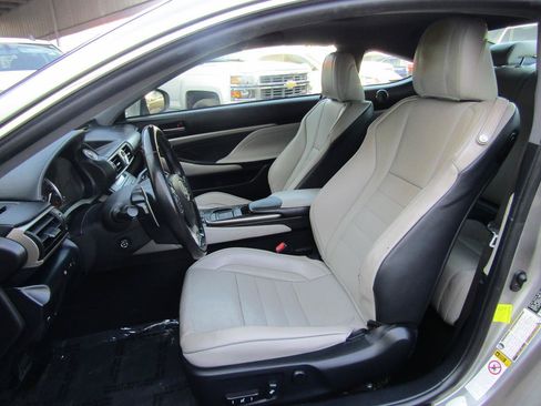 Used 2015 Lexus RC 350 w/ Luxury Package RWD image 9