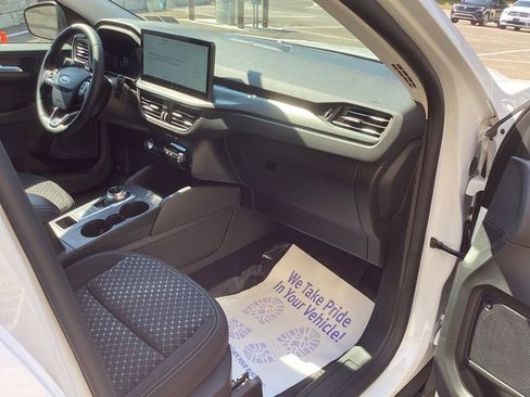 New 2025 Ford Escape Active w/ Active Premium Tech Pack image 19