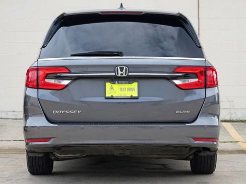 Used 2024 Honda Odyssey Elite image 10