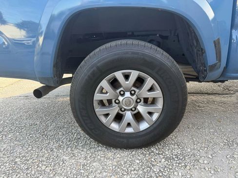 Used 2019 Toyota Tacoma SR5 RWD image 23