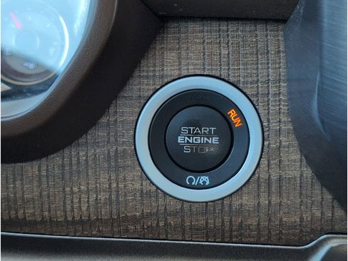 Used 2020 RAM 1500 Limited image 19