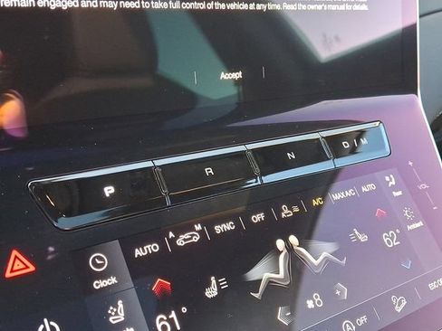 Used 2025 Maserati Grecale Modena AWD/4WD image 15