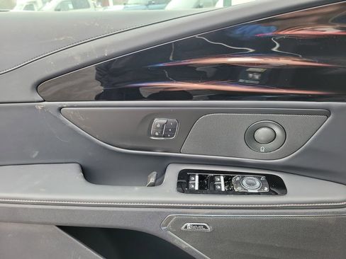 New 2026 Lincoln Nautilus Premier w/ Equipment Group 102A image 18