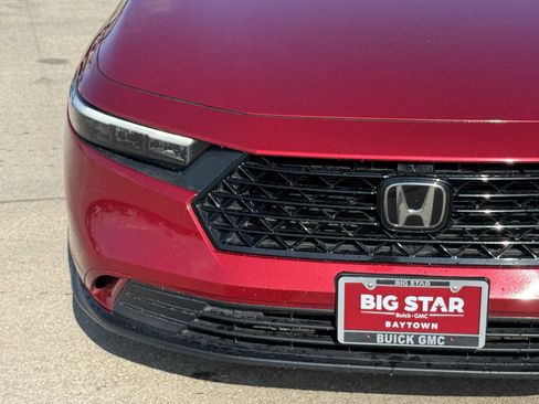 Used 2024 Honda Accord EX image 5