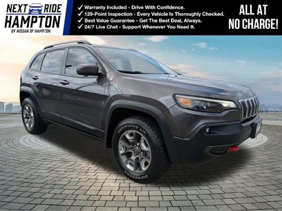Used 2019 Jeep Cherokee Trailhawk w/ Comfort/Convenience Group