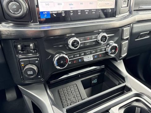 New 2026 Ford F250 Lariat w/ Black Appearance Package AWD/4WD image 31