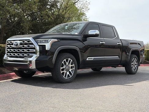 Used 2023 Toyota Tundra 1794 Edition image 9