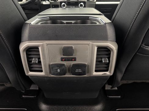 Used 2022 Ford F250 Lariat image 27