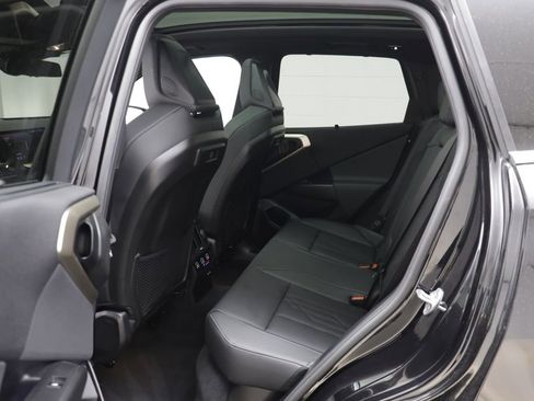 Certified 2025 BMW X3 xDrive30 w/ Convenience Package AWD/4WD image 12