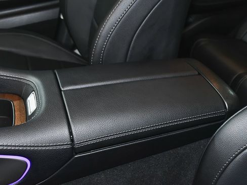 Used 2024 Mercedes-Benz GLE 450 4MATIC image 50