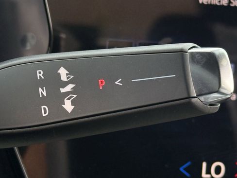 New 2026 Chevrolet Traverse LT image 19