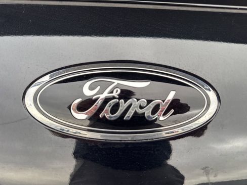 Certified 2022 Ford Escape SEL w/ SEL Stealth AWD Package image 13