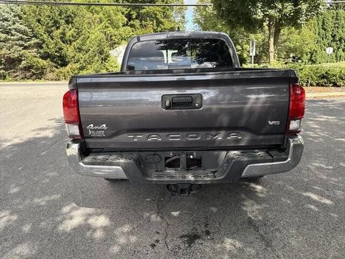 Used 2022 Toyota Tacoma SR5 image 11