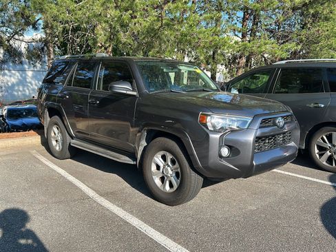 Used 2016 Toyota 4Runner SR5 RWD image 1