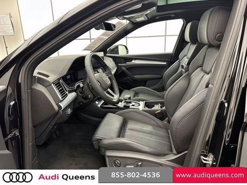 Used 2025 Audi Q5 2.0T Premium Plus w/ Premium Plus Package AWD/4WD image 12