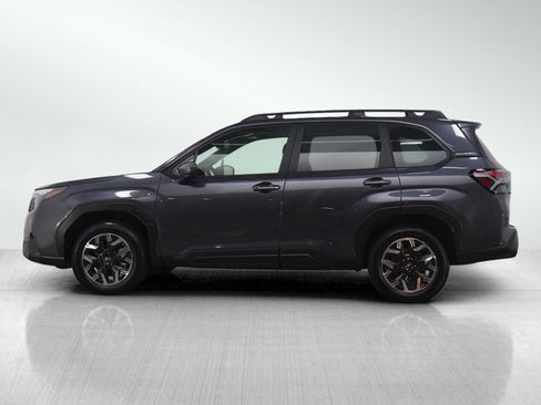 Certified 2025 Subaru Forester Premium image 2
