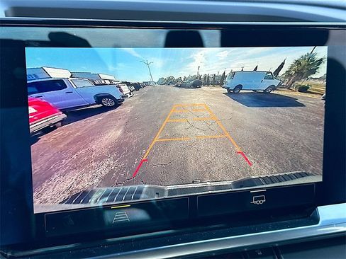 Used 2024 Chevrolet Silverado 3500 LT image 14