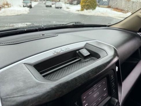 Used 2020 RAM 1500 Big Horn AWD/4WD image 38