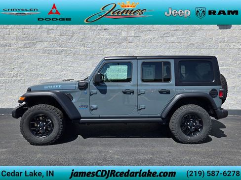 Used 2025 Jeep Wrangler Unlimited Sport S 4xe AWD/4WD image 2