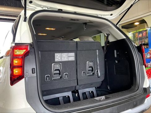 Used 2026 Kia Carnival FWD image 20