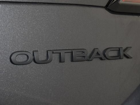 Used 2025 Subaru Outback Onyx Edition AWD/4WD image 10