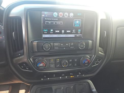 Used 2017 Chevrolet Silverado 1500 LTZ Z71 w/ LTZ Plus Package AWD/4WD image 10