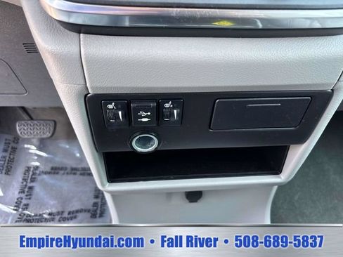 Used 2018 Toyota Sienna XLE w/ XLE Navigation Package AWD/4WD image 26