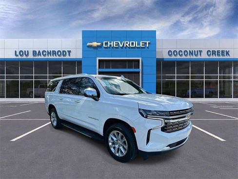 Used 2023 Chevrolet Suburban Premier image 1