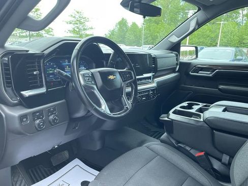 Certified 2023 Chevrolet Silverado 1500 LT AWD/4WD image 10
