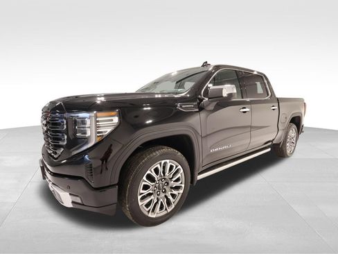 Used 2026 GMC Sierra 1500 Denali Ultimate AWD/4WD image 8