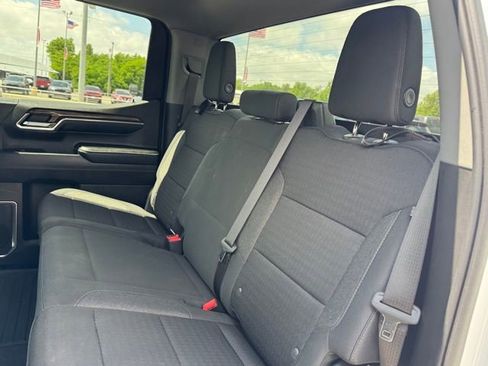 Used 2023 Chevrolet Silverado 1500 LT AWD/4WD image 12