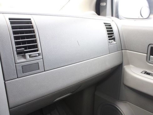 Used 2004 Dodge Durango SLT AWD/4WD image 18