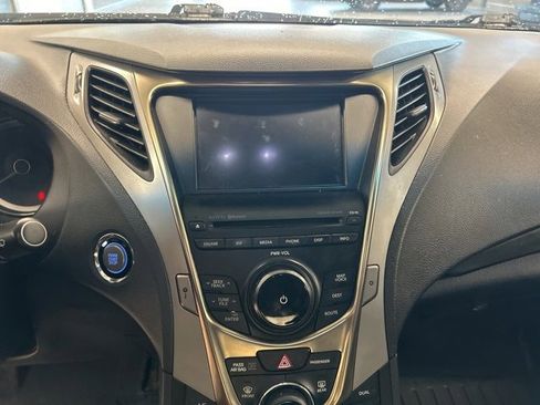 Used 2013 Hyundai Azera w/ Technology Pkg image 17