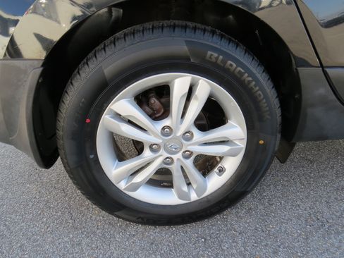 Used 2013 Hyundai Tucson GLS FWD image 10