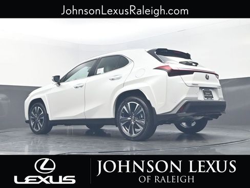 New 2025 Lexus UX 300h FWD image 17
