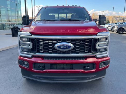 Certified 2025 Ford F350 Platinum image 3