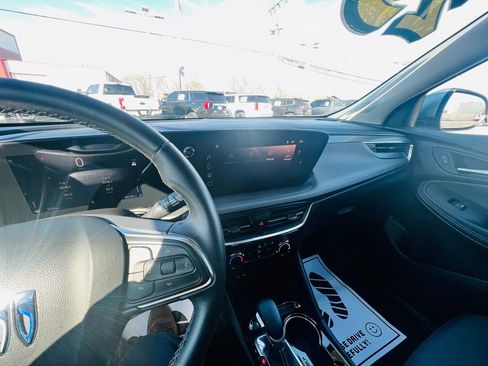 Used 2025 Buick Encore GX Preferred image 26