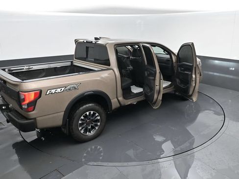 Used 2023 Nissan Titan PRO-4X w/ Pro-4x Convenience Package AWD/4WD image 30