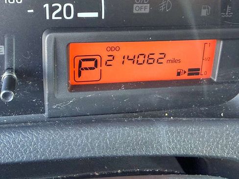 Used 2018 Nissan NV200 S w/ Cruise Control Package image 12