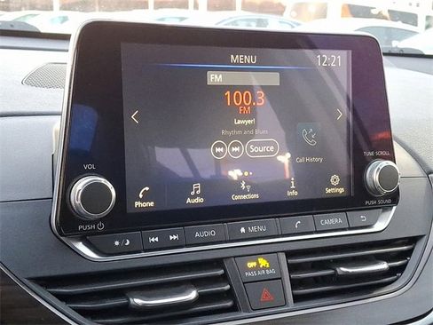 Used 2024 Nissan Altima 2.5 SV image 22