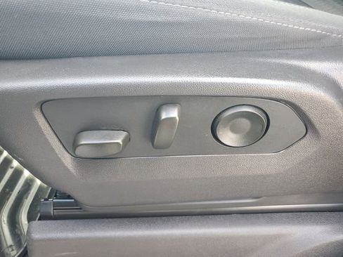 Certified 2024 GMC Sierra 1500 Pro w/ Pro Value Package image 19