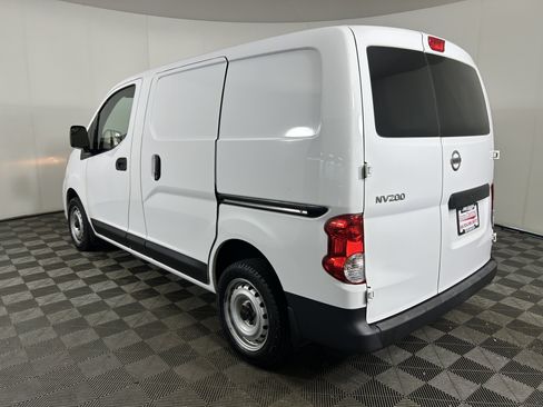 Used 2021 Nissan NV200 S w/ Back Door Glass Package FWD image 3