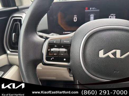 Certified 2024 Kia Sorento S w/ Panoramic Sunroof Package FWD image 31