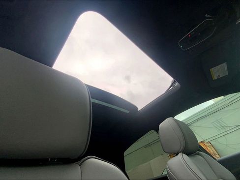 Used 2023 Audi Q5 2.0T Premium Plus w/ Premium Plus Package image 14