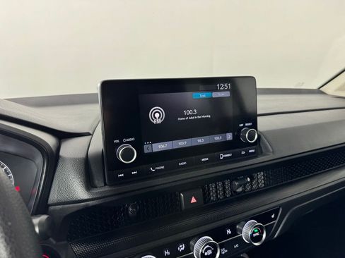 Used 2025 Honda CR-V EX image 17