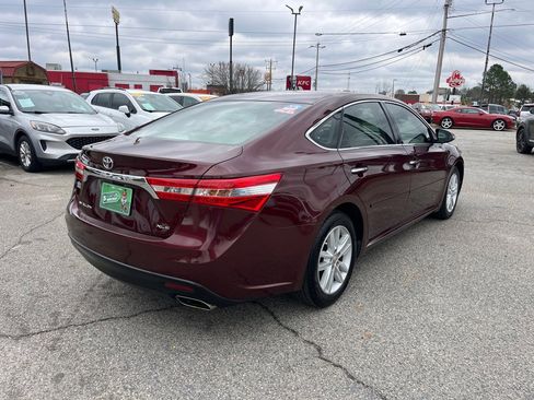 Used 2013 Toyota Avalon image 3