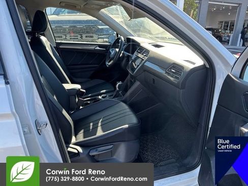 Used 2023 Volkswagen Tiguan SE w/ Panoramic Sunroof Package AWD/4WD image 15